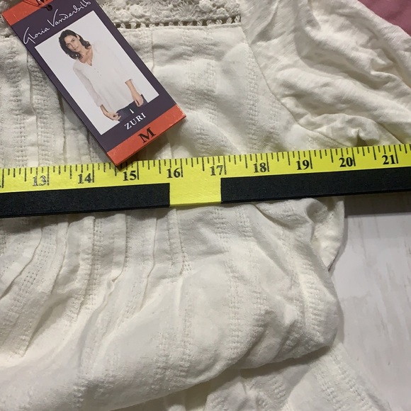 NWOT Gloria Vanderbilt White Lace blouse Sz. L - Picture 8 of 8